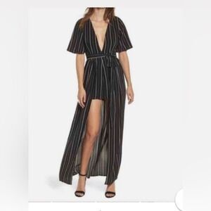 Nordstrom small SOCIALITE STRIPE WALK THRU ROMPER SHORTS